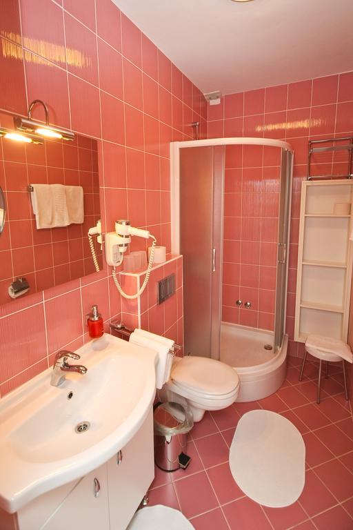 Apartments Villa Ana 1 تْسافتات المظهر الخارجي الصورة