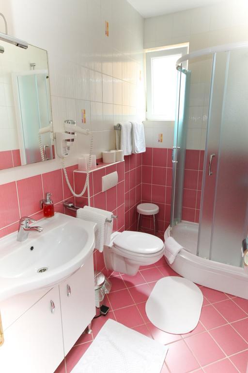 Apartments Villa Ana 1 تْسافتات المظهر الخارجي الصورة
