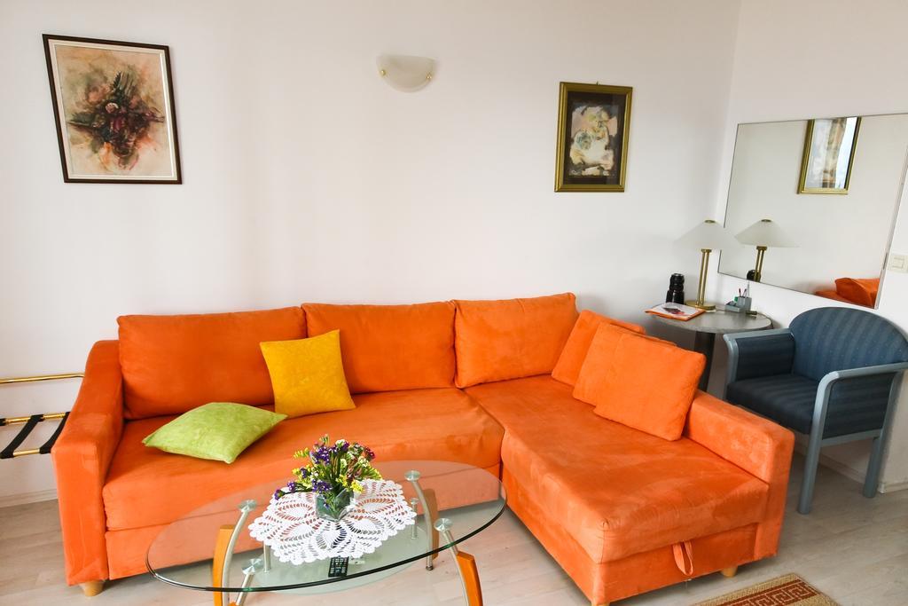 Apartments Villa Ana 1 تْسافتات المظهر الخارجي الصورة