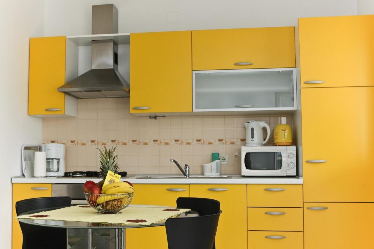 Apartments Villa Ana 1 تْسافتات المظهر الخارجي الصورة